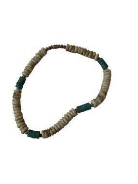Vintage Heishi Bead Bracelet Neutral Stone Turquoise Style Disc Beads Screw Clas